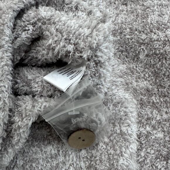 Barefoot Dreams Cozy Chic Girls Hooded Button Front Cape Sweater Size 6, NWT - Picture 3 of 5